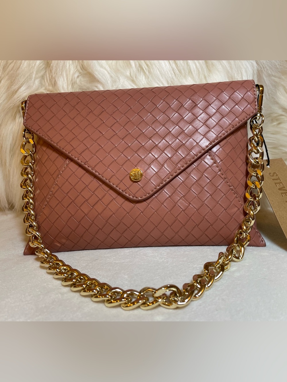 Steve Madden - woven Clutch Purse with removable gold-tone shoulder chain. NWT